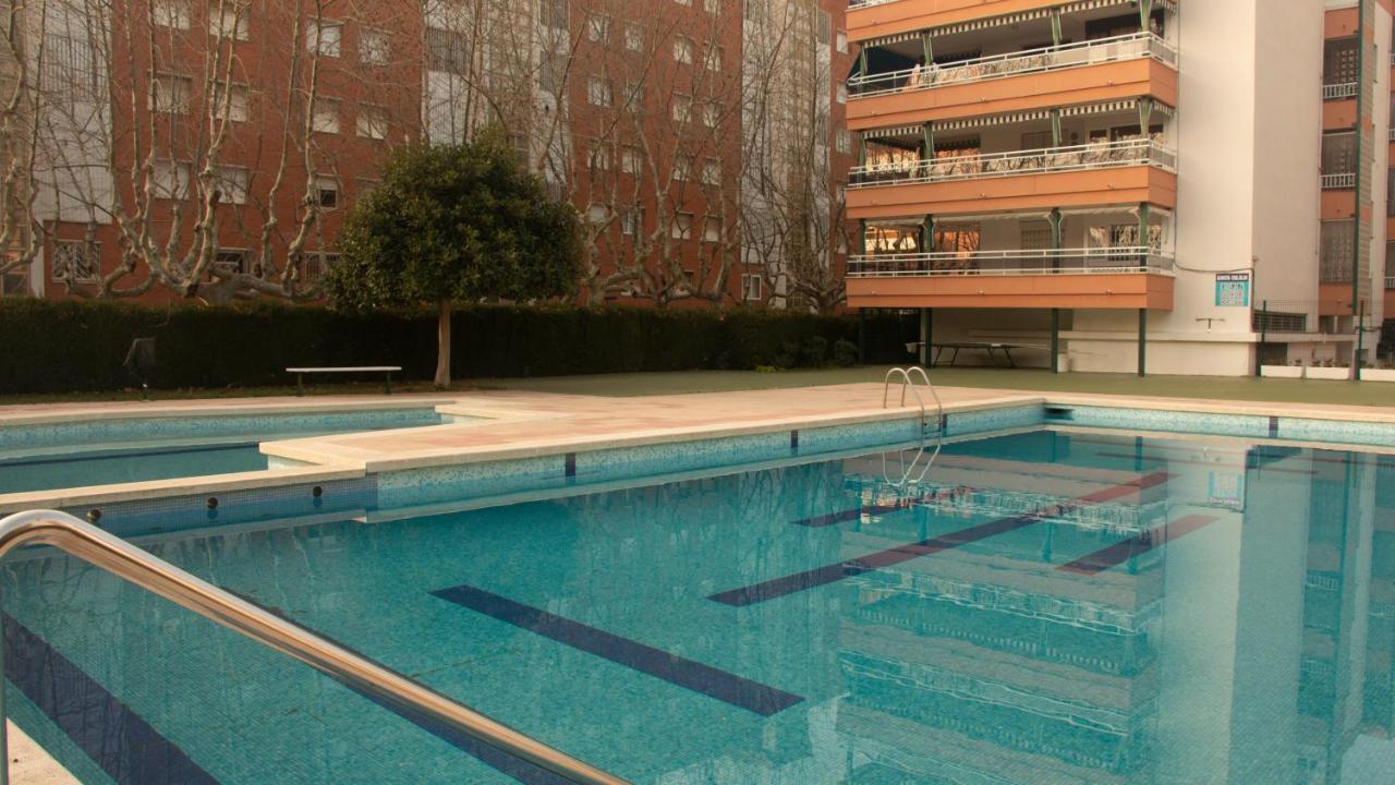 Sta. Eulalia Familias Arysal Lägenhet Salou Exteriör bild