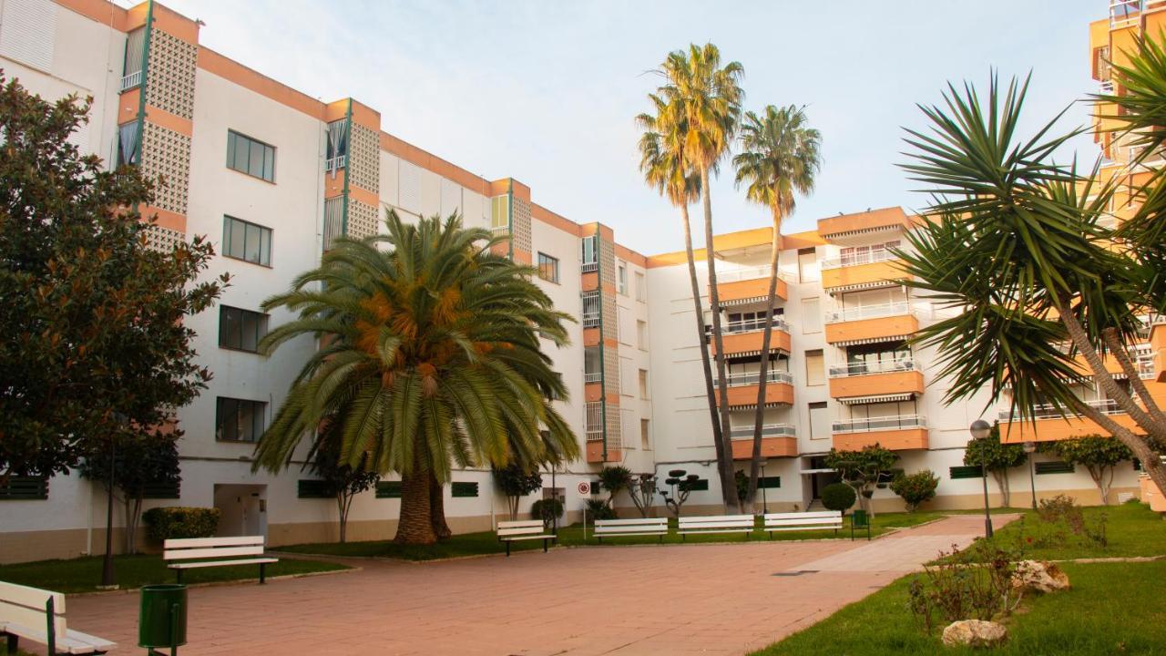 Sta. Eulalia Familias Arysal Lägenhet Salou Exteriör bild